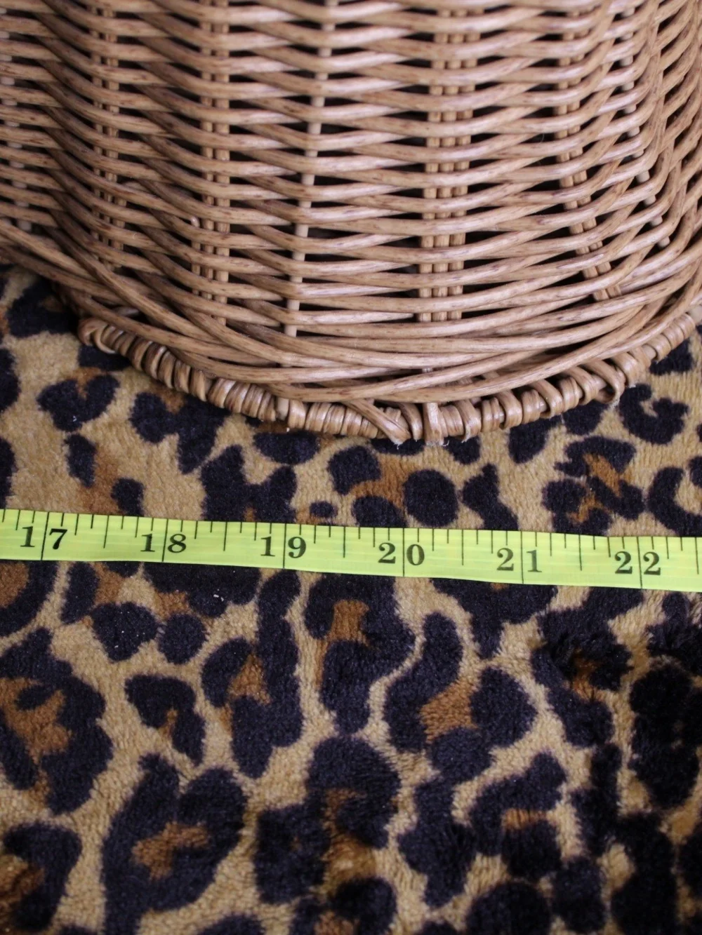 Wicker Bone-Shaped Pet Basket - Natural Rattan